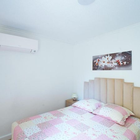 Appartement Du Forum,La Gare, 50 M2 , Climatisation, Garage, Cour Narbonne Exterior photo