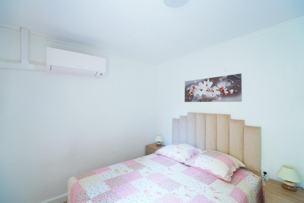 Appartement Du Forum,La Gare, 50 M2 , Climatisation, Garage, Cour Narbonne Exterior photo